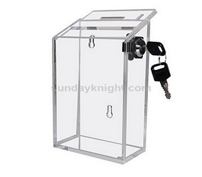 Lockable suggestion box