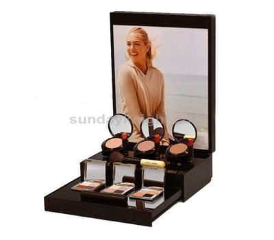 Display for cosmetics