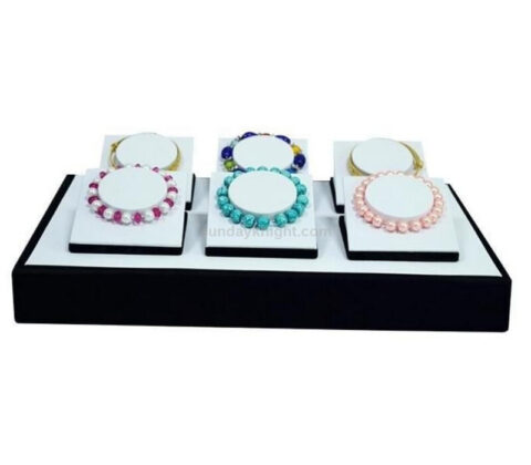 Custom made acrylic jewelry display stands