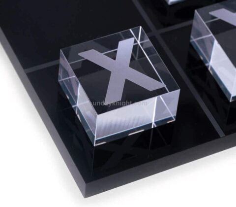Игровой набор Luxe Acrylic Tic Tac Toe с прозрачными игровыми элементами оптом